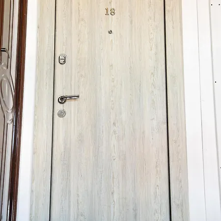 Apartment Your Away From 2 Cluj-Napoca