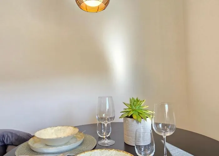 Your Away From 2 Kolozsvár